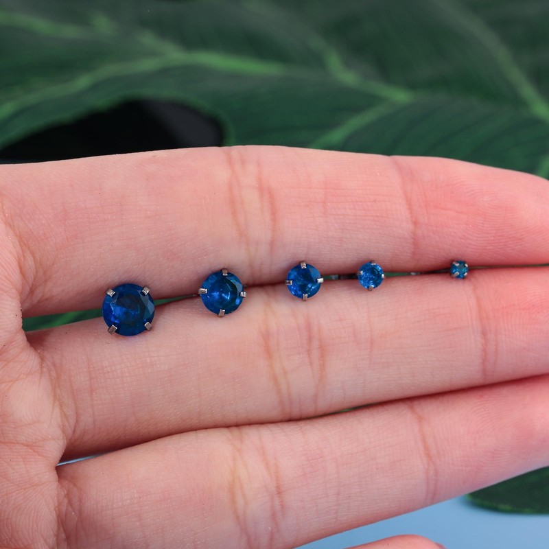 Lasidor - 5 pares de aretes de tuerca de acero