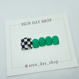 Checkerboard Nail - Almond / 체커보드네일 - 아몬드