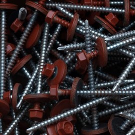 4.8 x 100 mm Roofing Screws, Hex Head Self-Drilling Multicoloured (RAL8004 Copper Brown) Roofing Screws with EPDM Sealing Washer, Rustproof Galvanised, Sheet Metal Roofing Screws for Outdoor Use, Pack