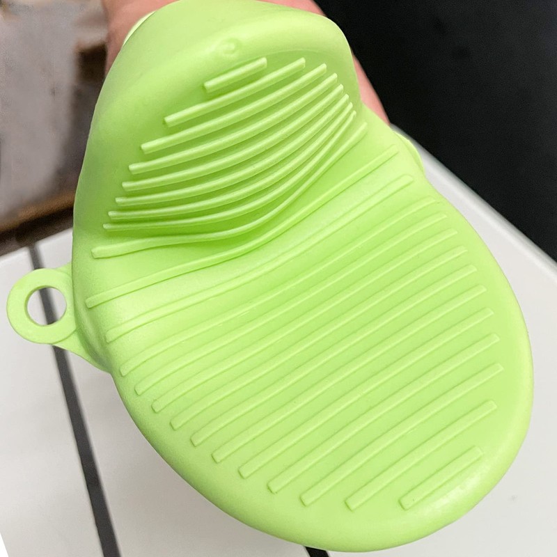 LANNEAS 2 Pairs Mini Silicone Oven Mitts Pot Holders Sets,