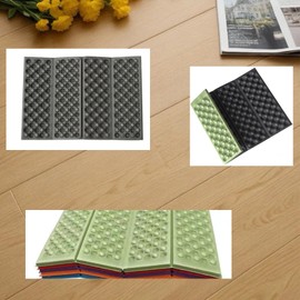 DWUENT Camping Mat, Waterproof Insulated Foldable Seat Cushion with XPE Foam, Non-Slip Army Green/Black Mat for Camping, Hiking, Picnic - 39x29x0.9cm 4-Fold Design