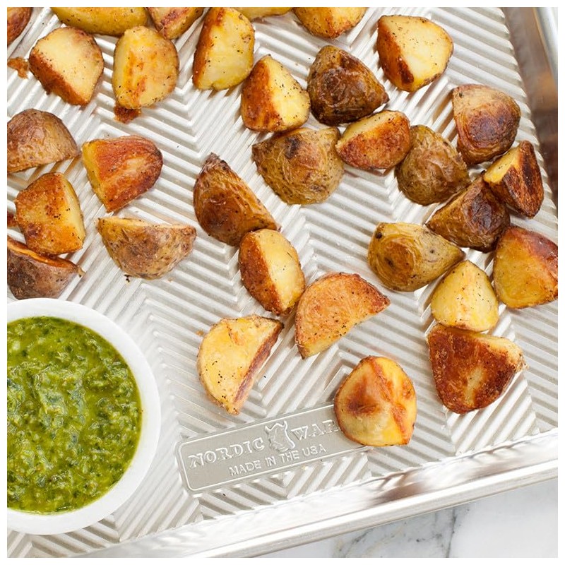 Nordic Ware Prism Half Sheet, Metallic