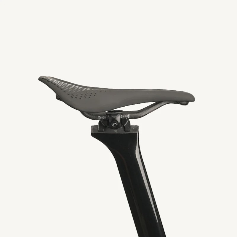 YOELEO CL MAX Ultra Lightweight Carbon Saddle Width: 5.5 inches