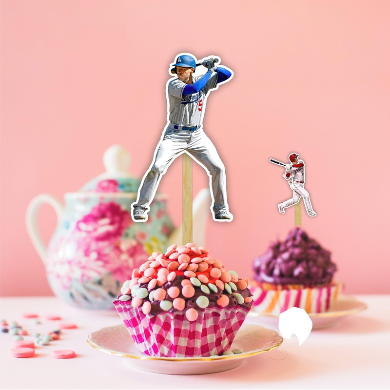 Baseball cupcake topper