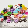 Chenkou Craft Random - 100 botones de plástico pequeños para