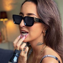 Retro Rectangle Sunglasses Women Men Thick Square Metal Luxury Punk Rock Hip Hop Glasses