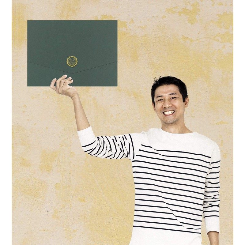 Great Papers! Hunter Emblem Tri-Fold Certificate, 12 x 9.375 Inches,