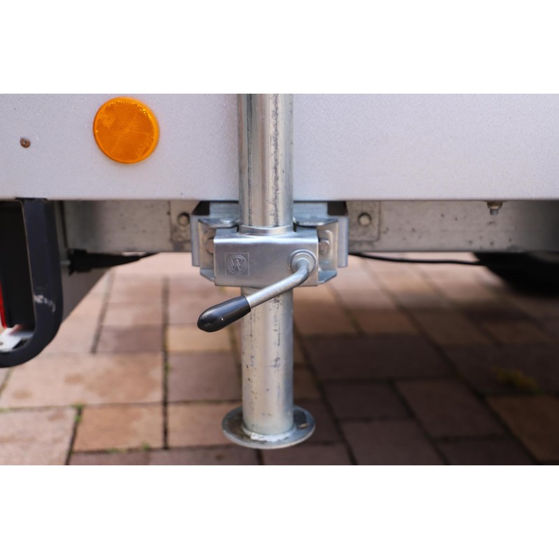 Unitec 10331 Split Clamp for Trailer Support Stand and Wheel