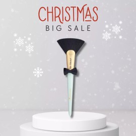 Too Faced Mr. Chiseled Contouring Brush