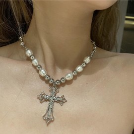 Yienate Punk Crystal Cross Pearl Necklace Choker Gothic Pave Rhinestone Cross Crucifix Pendant Necklace Silver Pearl Beaded Choker Big Crystal Cross Necklace Charm Jewellery for Women and Girls