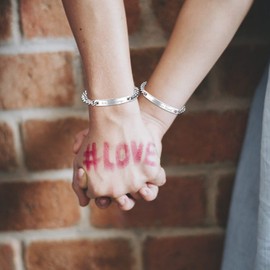 OIDEA 1 Pair (2 Pieces) Men's Women's Partner Bracelet with Engraving Stainless Steel "Je T'Aime" Zirconia Friendship Bracelet Bangle, Silver, Stainless Steel