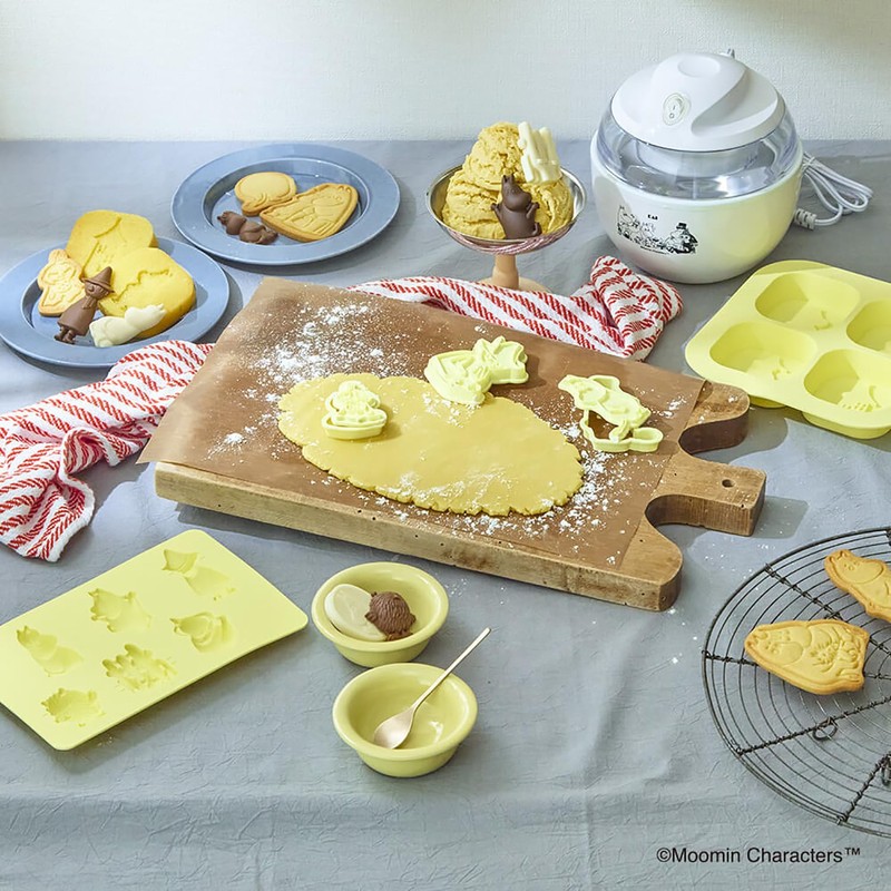 KAI Moomin Confectionery Cookie Cutter Set (Moomin Valley Friends)