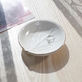 VINCOMIC Leaf Ceramic Ring Dish,Decorative Trinket Jewelry Dish,Christmas Birthday Wedding Gifts for Women,White