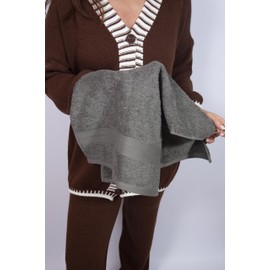 Brit Diamonds Hand Towel Set Pack of 2 (40x66cm) 100% Cotton Quick Dry and Washable Hand Towel 700 GSM Highly Absorbent Hand Terry Towels for Home, Hotels & Spa (Gray)