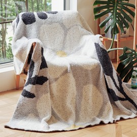 GunziStreet Floral Throw Blanket Big Flower Pattern Soft Cozy Warm Fuzzy Fluffy Microfiber Feather for Couch Bed Sofa Baby Pets Home Decor All Season (Blue White Flower, 47'' x 59'')