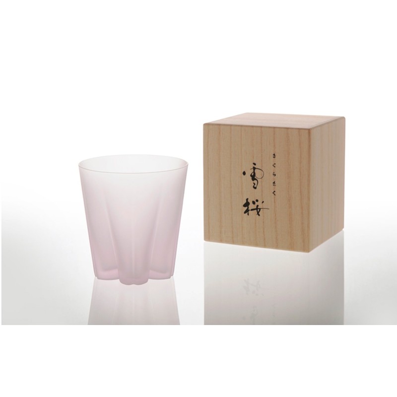 Hyaku (100%) Cherry blossom rock cherry blossom color