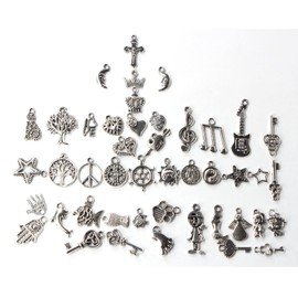 100 Pieces Charm Pendants for Jewellery Pendants for Crafts Vintage Pendant Jewellery Accessories Silver Mixed Charms for DIY Earrings Necklace Jewellery Making