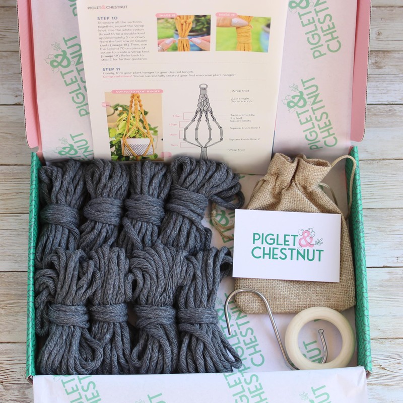 Piglet&Chestnut DIY Macrame Plant Hanger Kit (Natural)