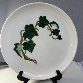 Metlox Vintage  Metlox Poppytrail California Ivy 9.25" Luncheon Plates