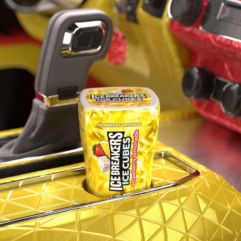ICE BREAKERS Ice Cubes Strawberry Lemonade Sugar Free Chewing Gum