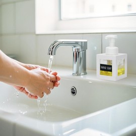 Segbeauty Soap Dispenser White, 1 Piece 350 ml Soap Dispenser Foam, Foam Bottle with Labels, Shampoo Bottles for Filling, Pump Dispenser Made of Plastic