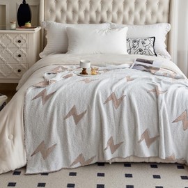 NIDITW Ultra Soft Cozy Beige Lightning Bolt Throw Blanket Microfiber Knitted Blanket Lightweight Fluffy Fleece Blanket All Season for Sofa Couch Bed 50x60 Inches (Beige, Throw)