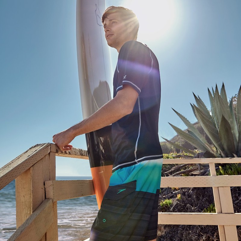 Speedo Men's UPF 50+ Easy Short Sleeve Rashguard Swim Tee,