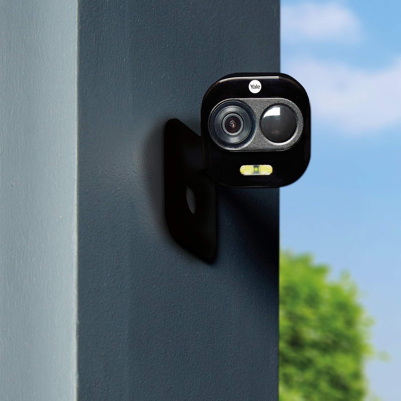 Yale SV-DAFX-B Front Door Camera - Spotlight And Siren Alarm,