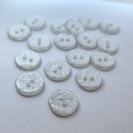 MajorCrafts® 50pcs 15mm Clear Silver Glitter 2 Holes Round Resin Sewing Buttons Arts and Crafts Embellishments