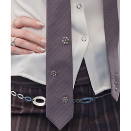 Jenadu Stud Flower Tie