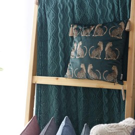 vctops Leopard Printed Throw Pillow Cover with Tassels Super Soft Velvet Animal Pattern Decorative Square Cushion Case Pillowcase (Green, 18"x18")