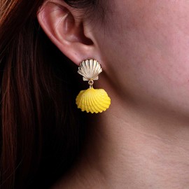 Cimenexe Bohemian Shell Drop Earrings Gold Metal Clam Shell Earrings Enamel Cowrie Dangle Earrings Minimalist Seashell Earrings Jewelry for Women(Yellow)