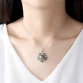 VIKI LYNN 10-11mm AAA Black Tahitian Cultured Pearl Pendant Necklace Jewelry for Women with Green Spinel