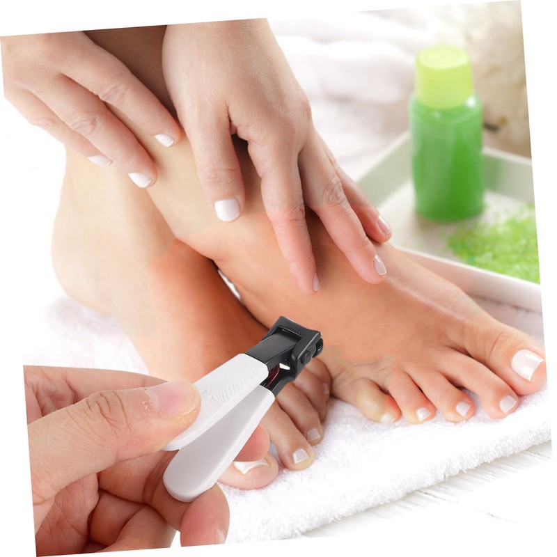 SAFIGLE Long Handle Toenail Clipper for Seniors Ergonomic Nail Clipper