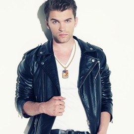 OIDEA American Flag Eagle Patriotic Necklace: Gold-Plated USA Flag Military Dog Tag Necklace Cubic Zirconia Stainless Steel Patriotic Pendant Necklace Jewelry Gifts for Men Women