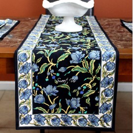 Sweet Us Affluent French Floral Cotton Table Runner and One Gray Napkin, Floral Kitchen Dining Table Runner, Table Cover for Indoor and Outdoors, Midnight Dream