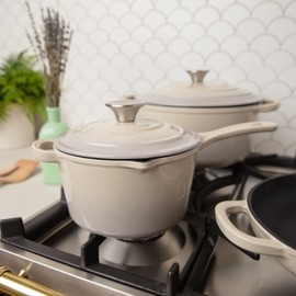 Larder & Vine 2.2 Quart Enameled Cast Iron Saucepan with Lid, Cast Iron Pan with Pour Spouts, Ergonomic Handle, Helper Handle, Stainless Steel Knob, Self-Basting Lid with Drip Bumps (Stone)