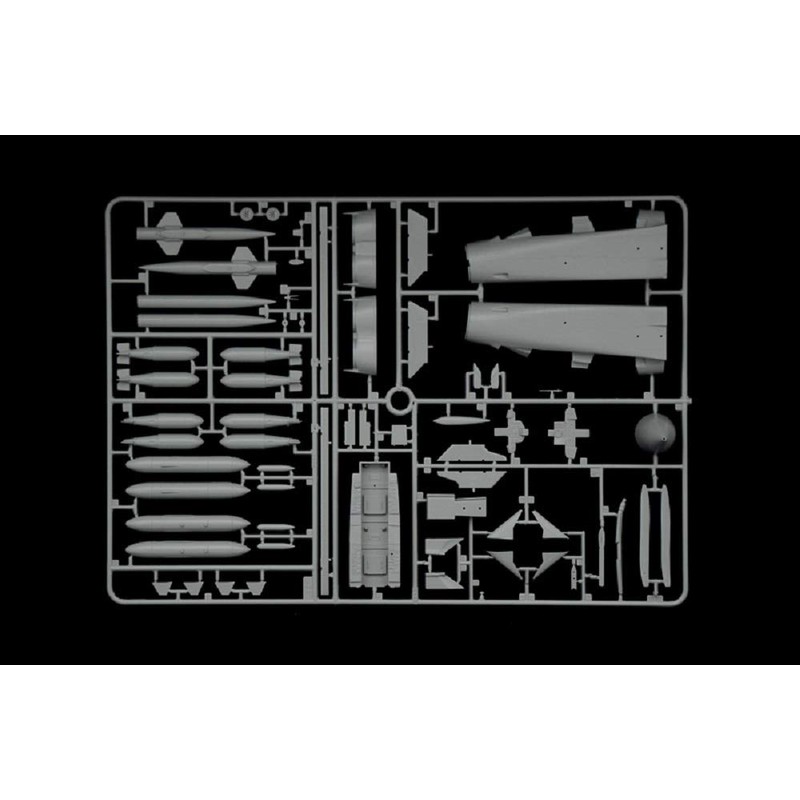 ITALERI 2783S 1:48 Tornado Size 1/IDS Gulf War, Model Building