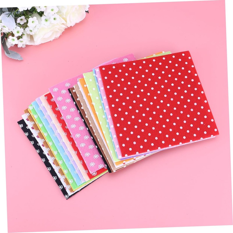 Outanaya 20pcs Flower Dot Printed Nonwoven Squares DIY Craft Material