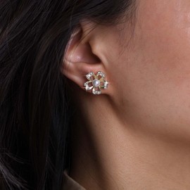 Cimenexe Bohemian Crystal Flower Pearl Earrings Gold CZ Hollow Flower Earrings Rhinestone Pearl Stud Earrings Tiny Pearl Flower Earrings Jewellery for Women and Girls Gifts, Zinc, No Gemstone