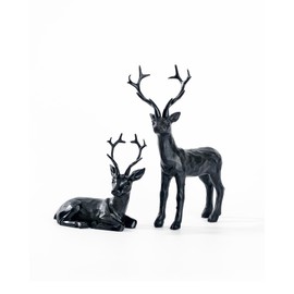DN DECONATION Christmas Resin Deer Statue Sculptures 2Pcs, Small Black Reindeer Figurine Decoration, Xmas Lucky Deer Set for Indoor Home Decor Tabletop Bedroom Living Room Shelf