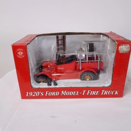 Crown Premiums Snap On 1920's Ford Model T Fire Truck Crown Premium 1:32 Scale Damaged Boxes