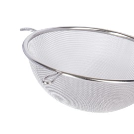 KitchenCraft Large Sieve 20 cm, Stainless Steel, Ideal for Baking and Cooking, Essential Kitchen Accessory, Silver