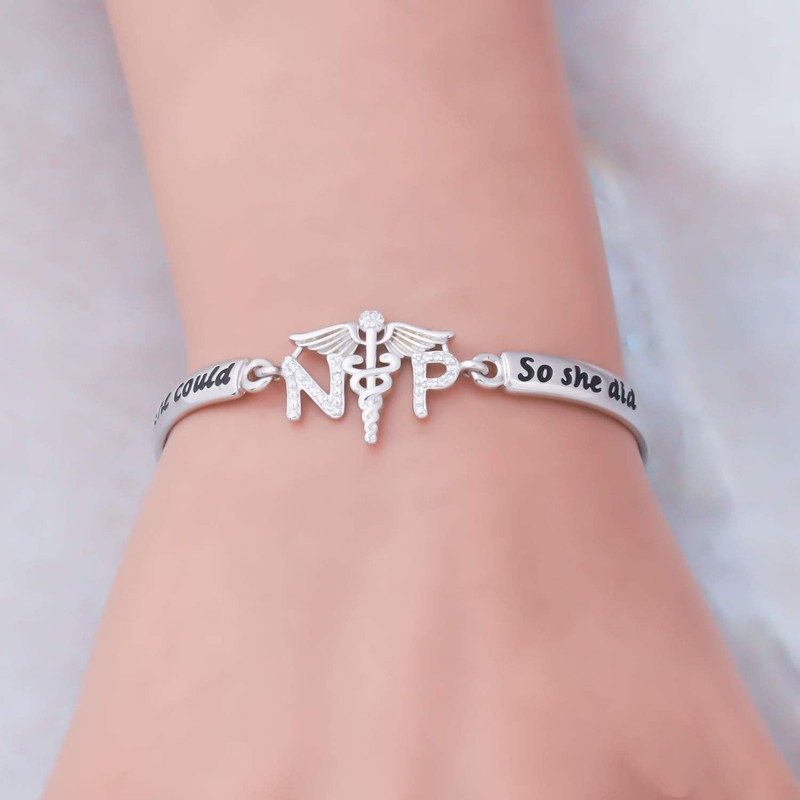 Pulsera de enfermera profesional de HOLLP con texto en inglés