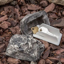 HARONAR Outdoor Key Hider - Discreet Rock Design for Safe Key Storage & Garden Decor