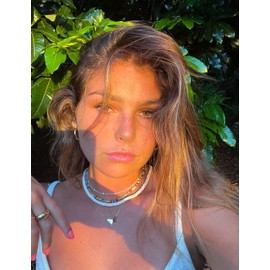 Hawaiian Style Natural White Puka Seashell Beaded Choker Necklace Unisex Bohemian Handmade Gemstone Clavicle Shell Necklace For Women Man Adjustable Layering Summer Beach Surfer Necklace 15”