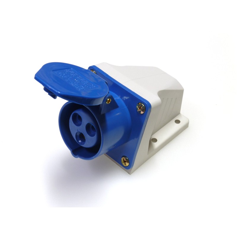 Knightsbridge IN008 IP44 Angled Surface Mount Socket 2P+E, 230 V,