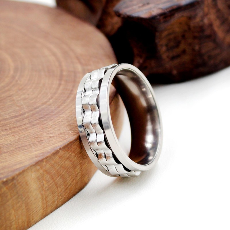 Tobestu White Gold Plated Stainless Steel Spinner Ring for Women