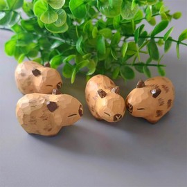 Small Carved Wooden Capybara Figurines, 2PCS Handmade Capybara Sculpture Craft Set, 1.1" Cute Animal Statues，Home Decor Art Carving Work, Wood Animal Ornament