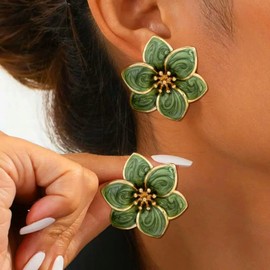 Floral Statement Earrings for Women Elegant Gold-Tone Big Blossom Design Lightweight Spring Fashion Jewelry Gifts for Party